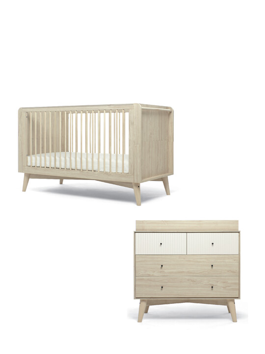 Coxley - Natural White 2 Piece Cotbed Set with Dresser Changer image number 2
